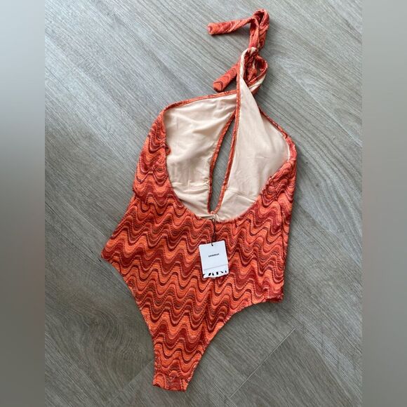ZARA NWT Retro Wavy Print Halter One Piece Swimsuit Large Boho Keyhole Plunge - Picture 13 of 16